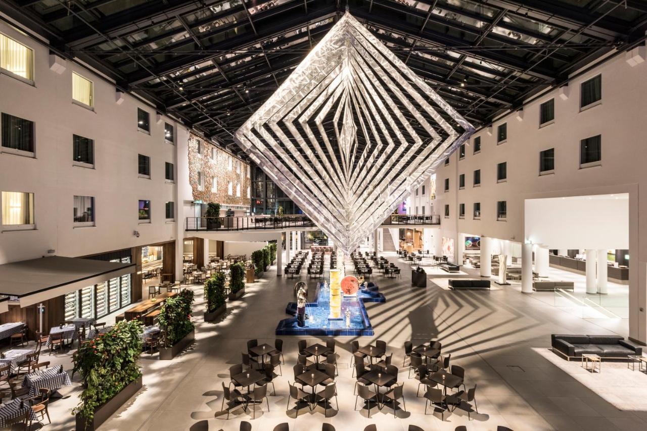 Hotel Estrel 4*