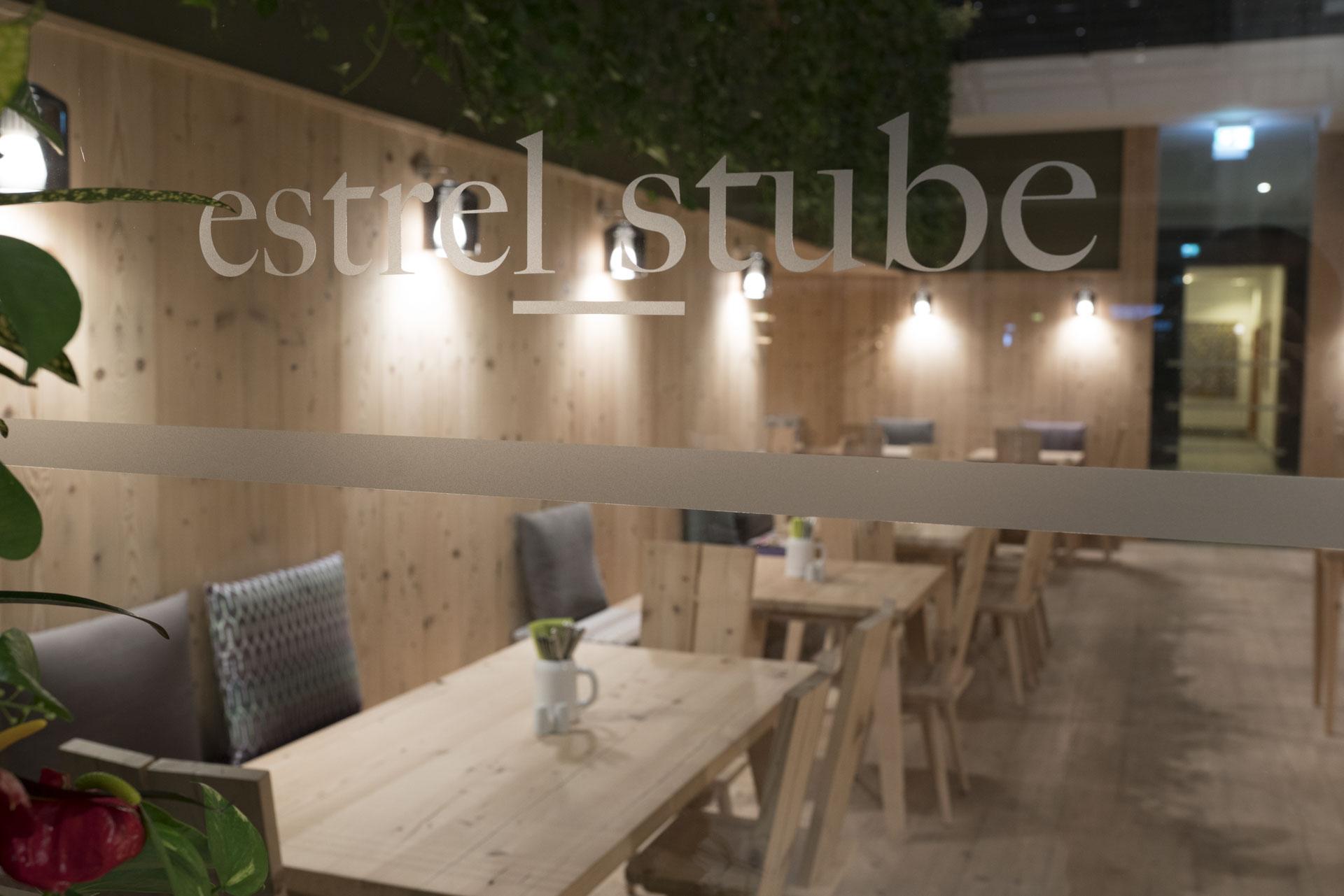 Hotel Estrel 4*