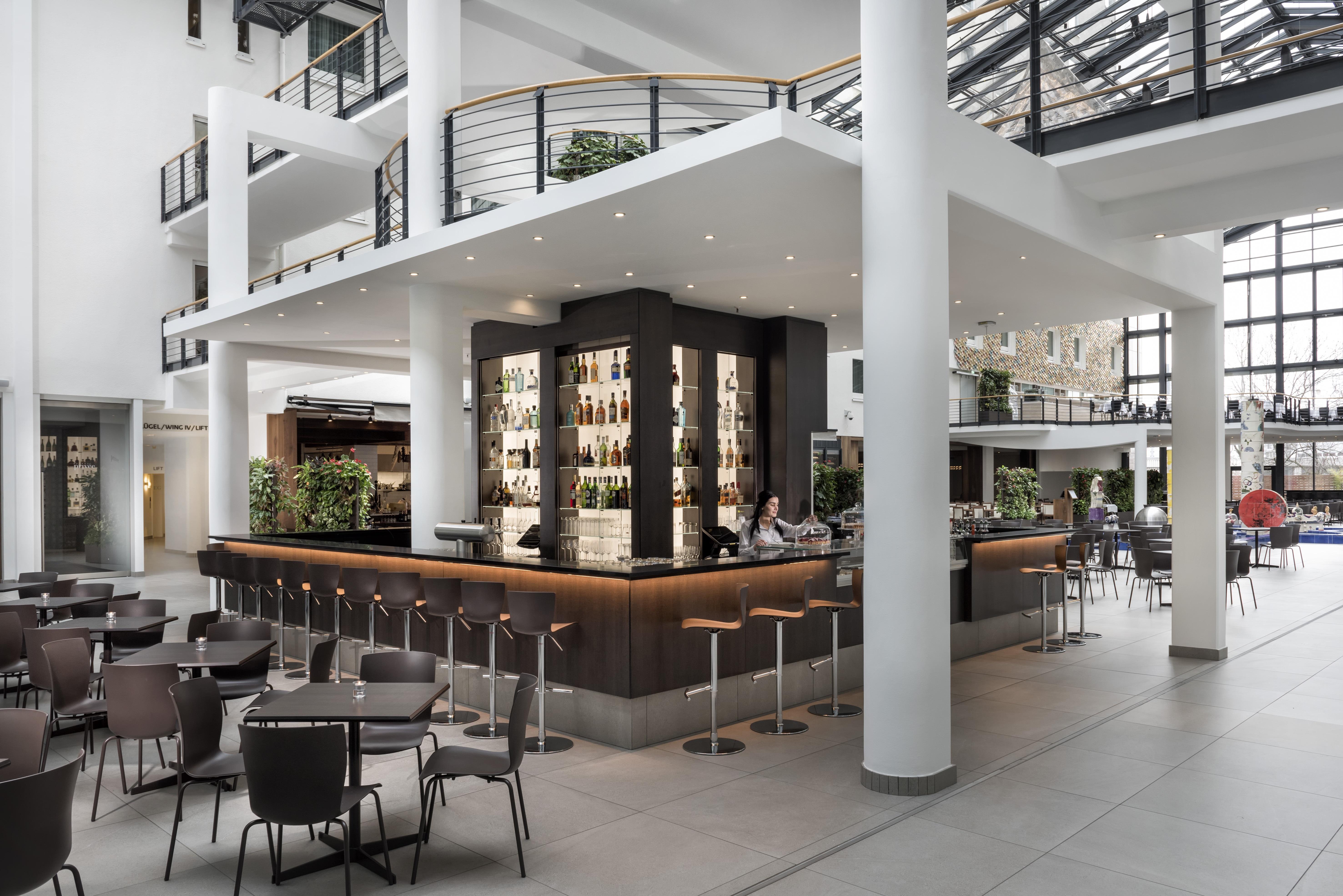 Estrel Hotel